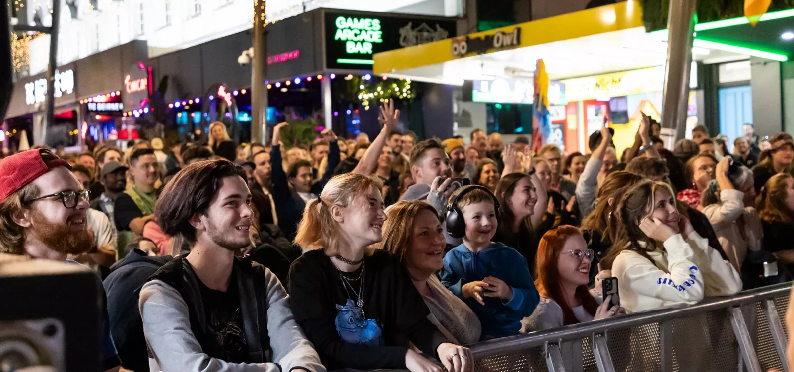 Brunswick Street Live crowd